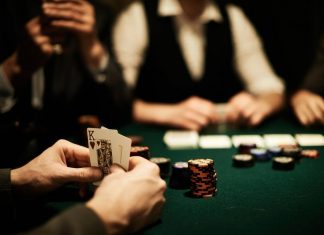 Помещение фишек в банк